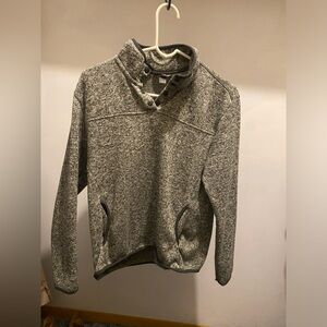 Pull over long sleeve sweatshirt with two pockets olive green Eddie Bauer brand